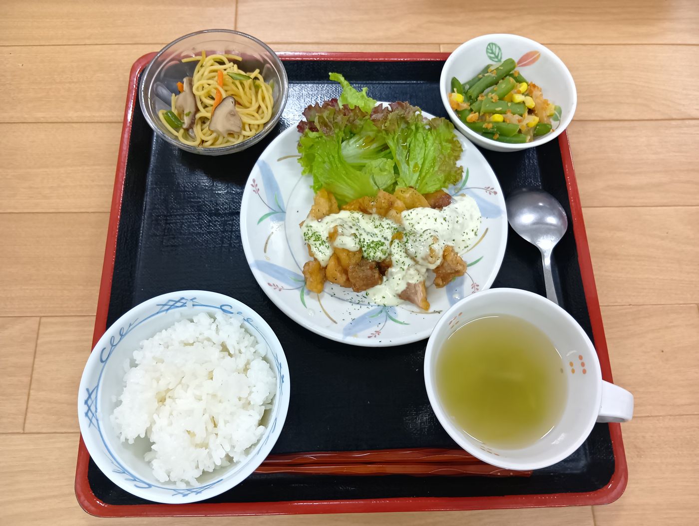 お食事