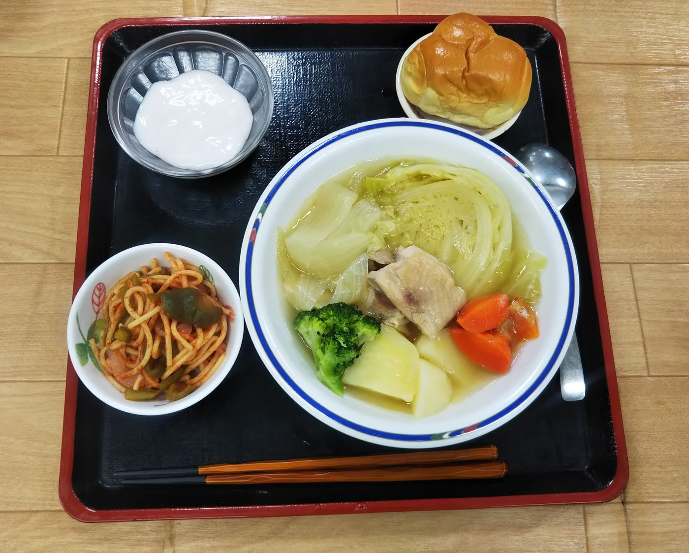 お食事